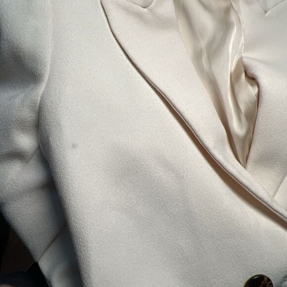 MNG Suit Cream Double Breasted Two Button Short Blazer Women’s Size XX Small - Picture 4 of 7